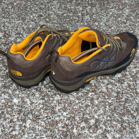 The North Face Mens Hiking 🥾 shoes - Picture 3 of 9